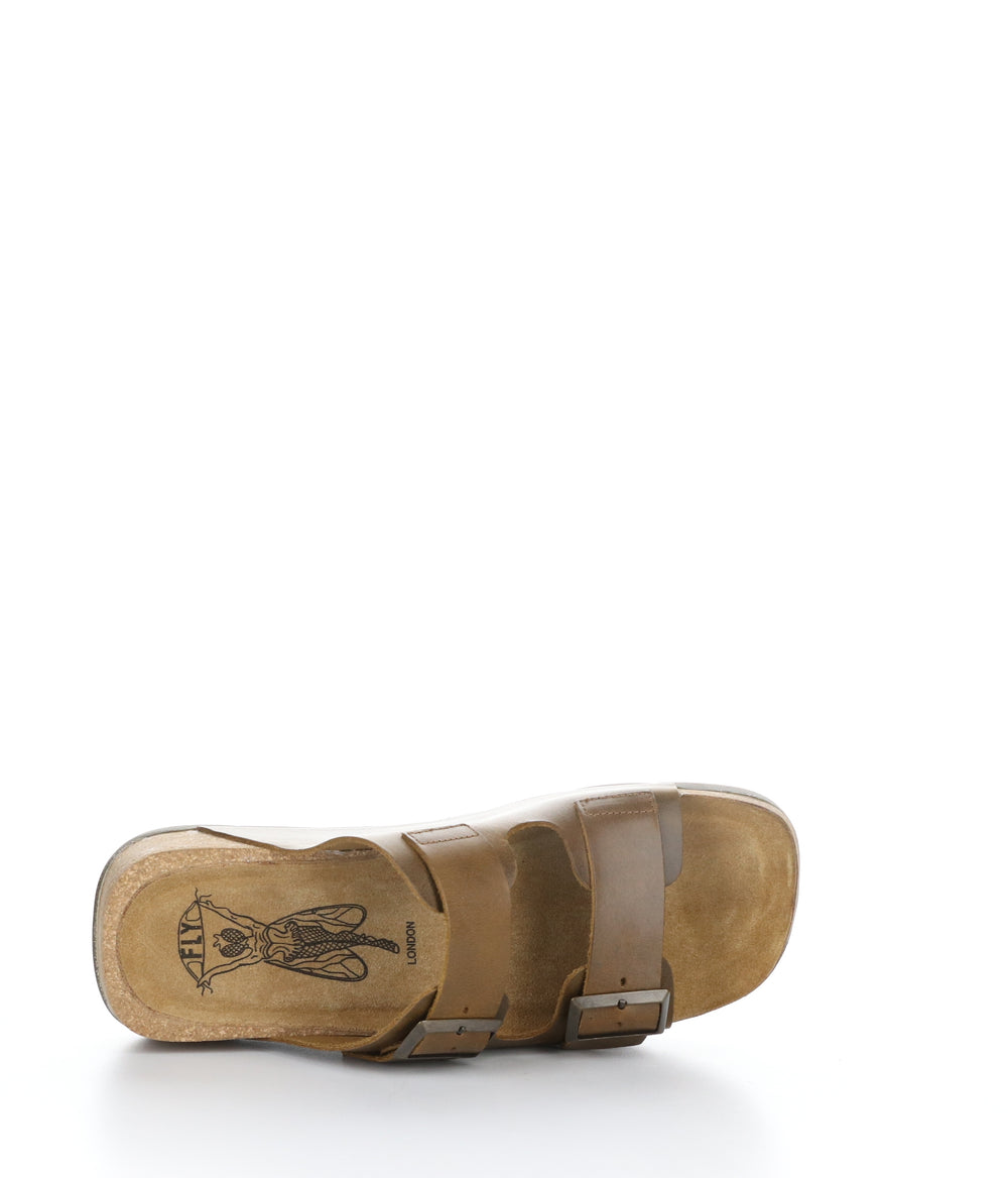 CAJA721FLY CAMEL Round Toe Shoes|CAJA721FLY Chaussures �� Bout Rond in Marron