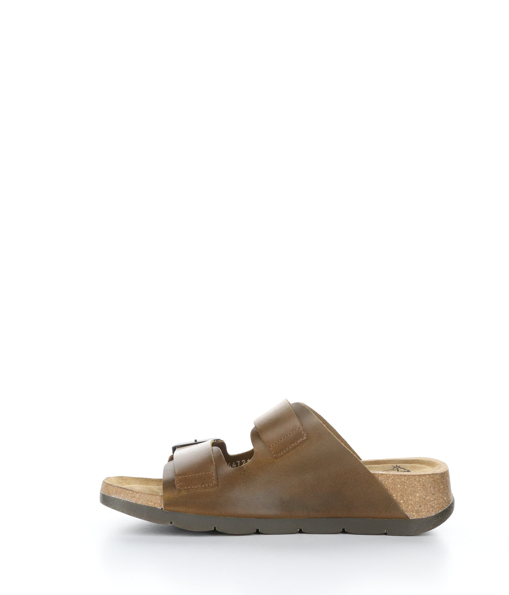 CAJA721FLY CAMEL Round Toe Shoes|CAJA721FLY Chaussures �� Bout Rond in Marron