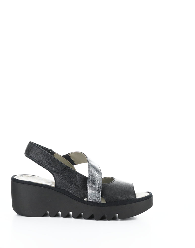 Basy605Fly 001 Black/Graphite Idra