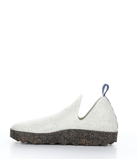City White Round Toe Shoes|City Chaussures à Bout Rond In Blanc