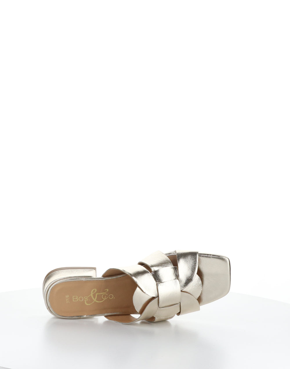 ELLIS GOLD Square Toe Sandals