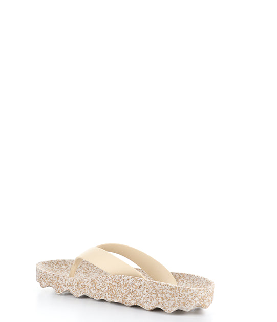 Feel075Asp Milky/Beige Round Toe Shoes|Feel075Asp Chaussures Ͽ½Ͽ½ Bout Rond In Beige