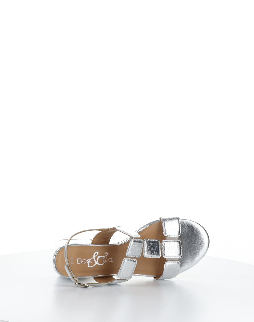 GLOW SILVER Round Toe Sandals