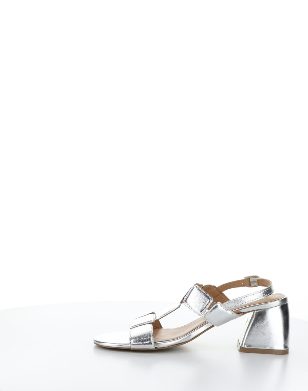 GLOW SILVER Round Toe Sandals