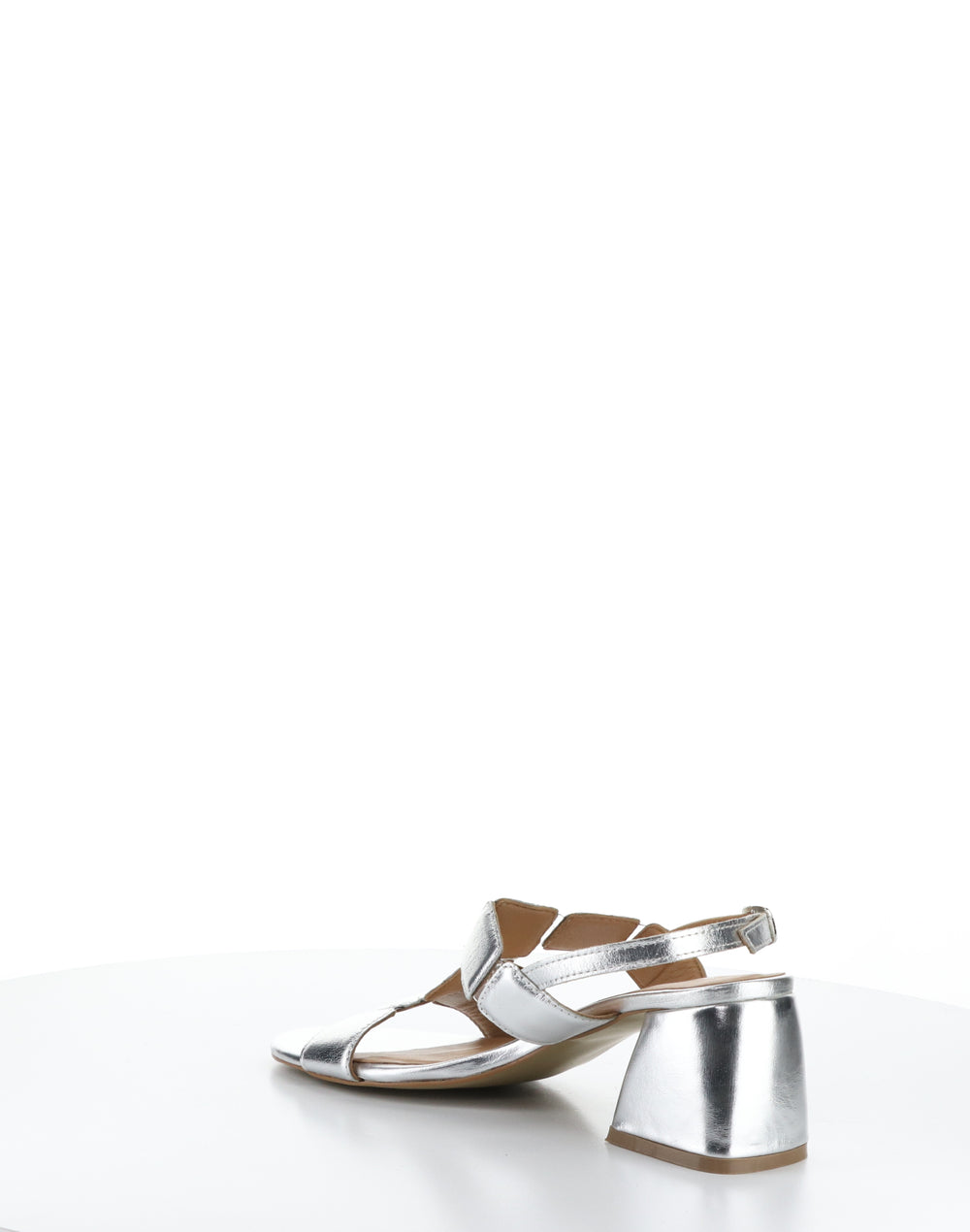 GLOW SILVER Round Toe Sandals