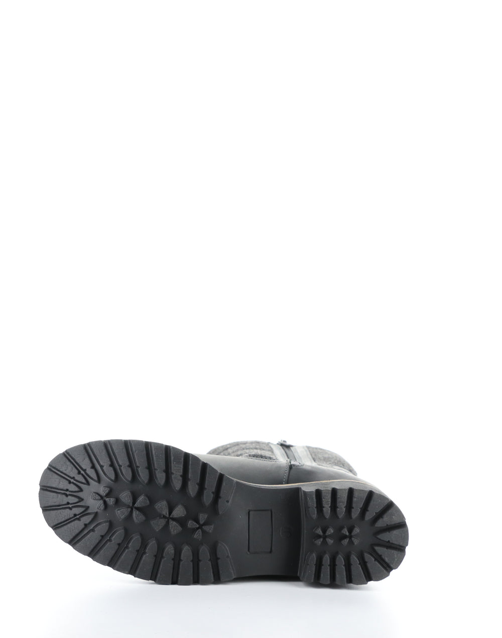 HARLYN BLACK Round Toe Boots