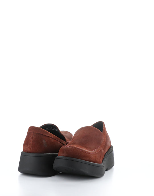 MARU158FLY 005 OXBLOOD OIL SUEDE