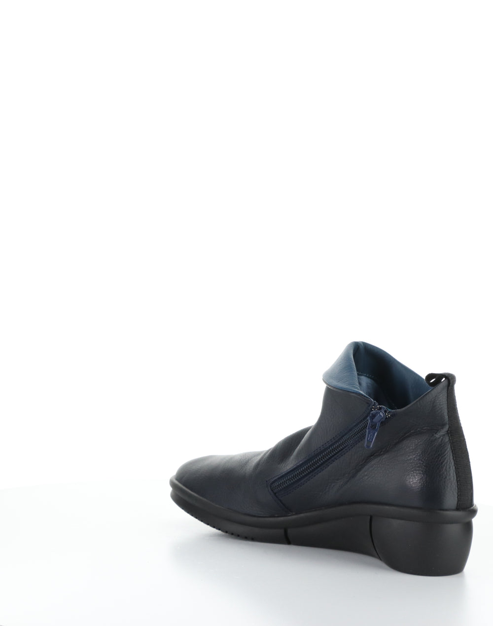 Rara808Sof 003 Navy Round Toe Boots