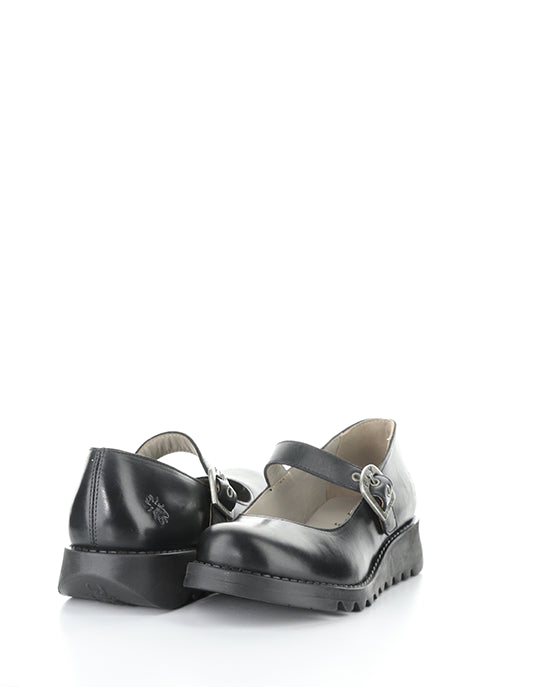 Samp132Fly Black Round Toe Shoes