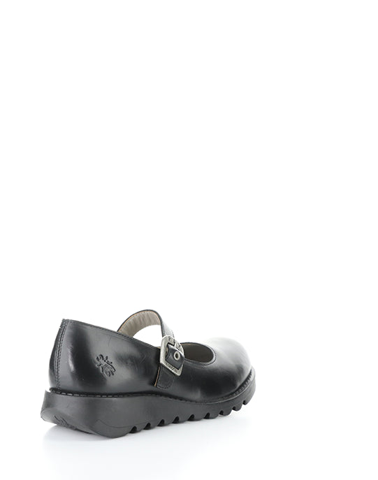 Samp132Fly Black Round Toe Shoes