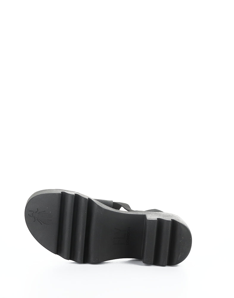 Taji502Fly 000 Black Round Toe Sandals