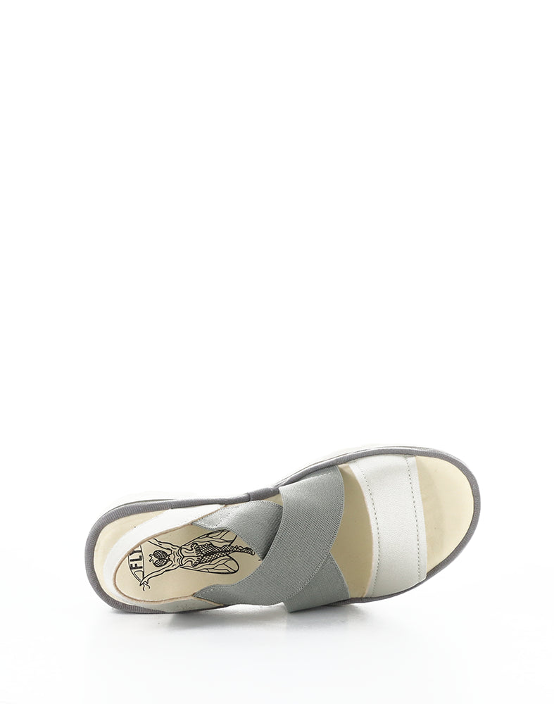Taji502Fly 004 Silver Round Toe Sandals