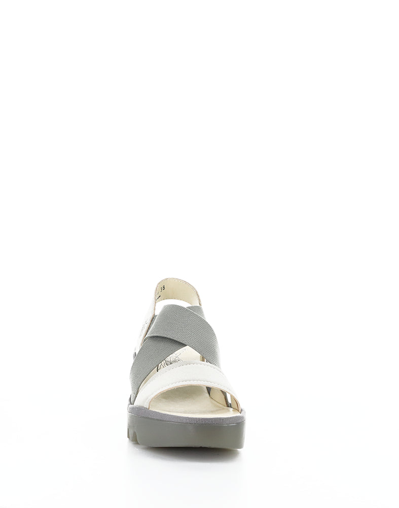Taji502Fly 004 Silver Round Toe Sandals