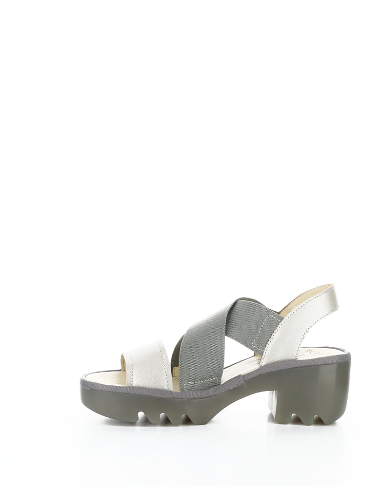 Taji502Fly 004 Silver Round Toe Sandals