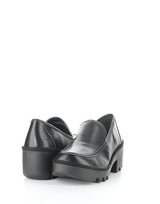 Teik590Fly 000 Black Round Toe Shoes