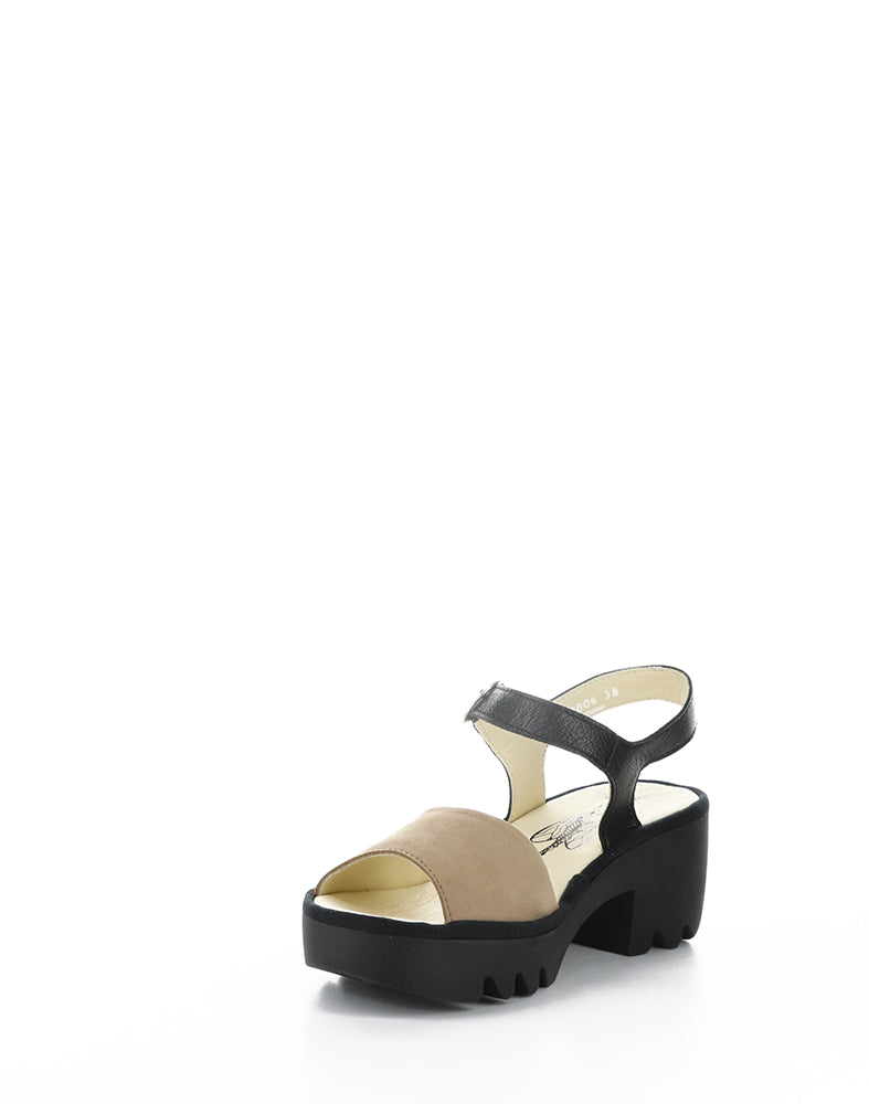 Tull503Fly 006 Taupe/Black Round Toe Sandals