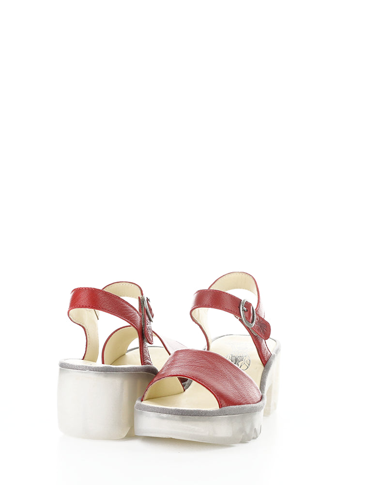 Tull503Fly 010 Lipstick Red Mousse