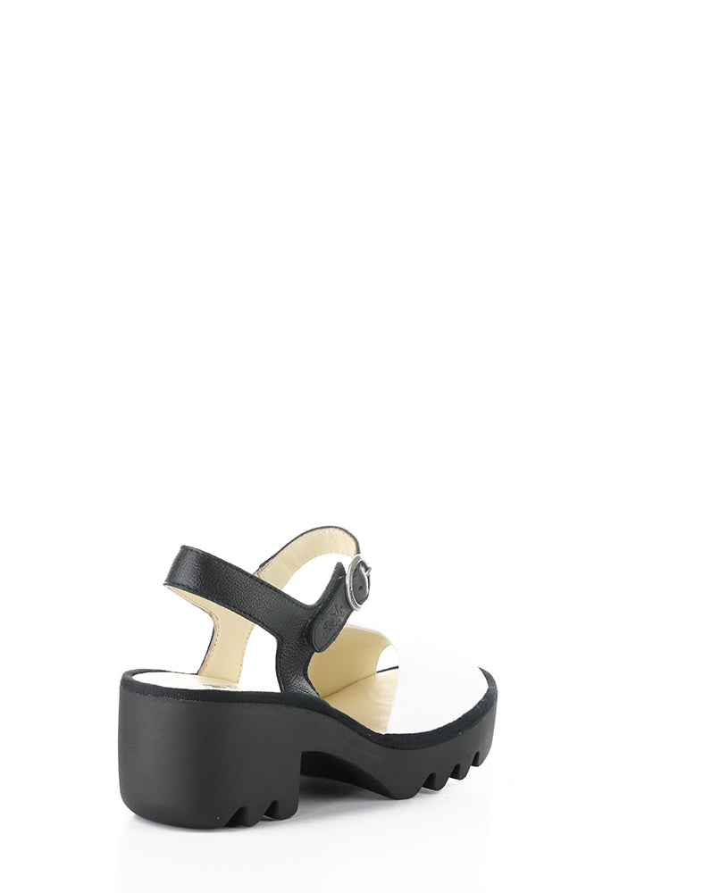 Tull503Fly 012 White/Black Mousse