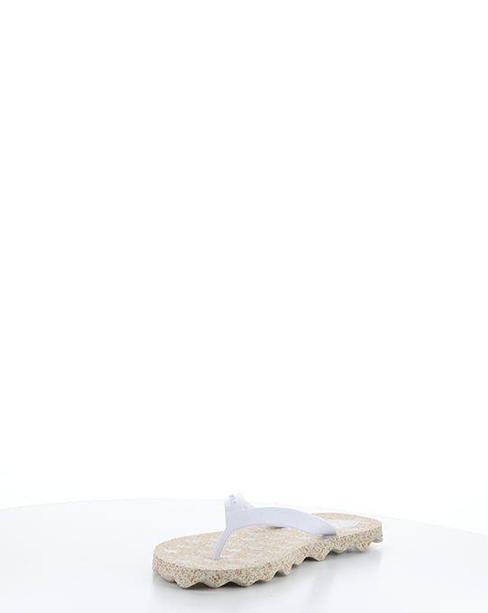 Turtle112Asp Natural/White Round Toe Shoes|Turtle112Asp Chaussures Ͽ½Ͽ½ Bout Rond In Blanc
