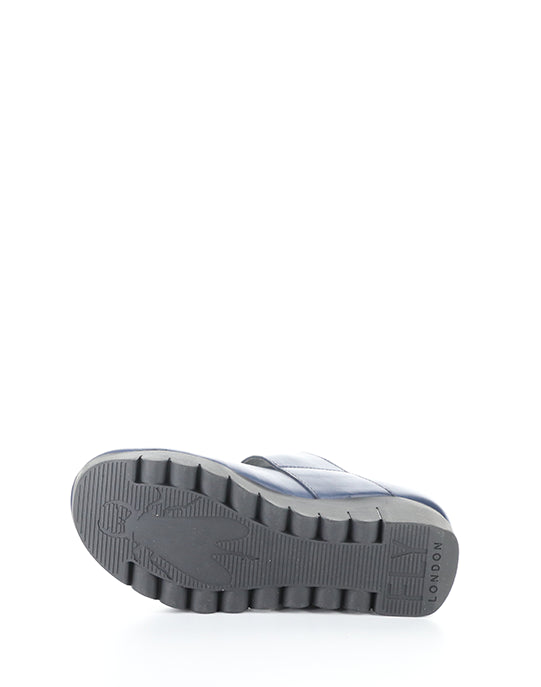 Vari188Fly Navy Velcro Shoes