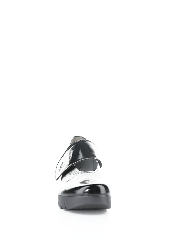 Vari188Fly 008 Black Velcro Shoes