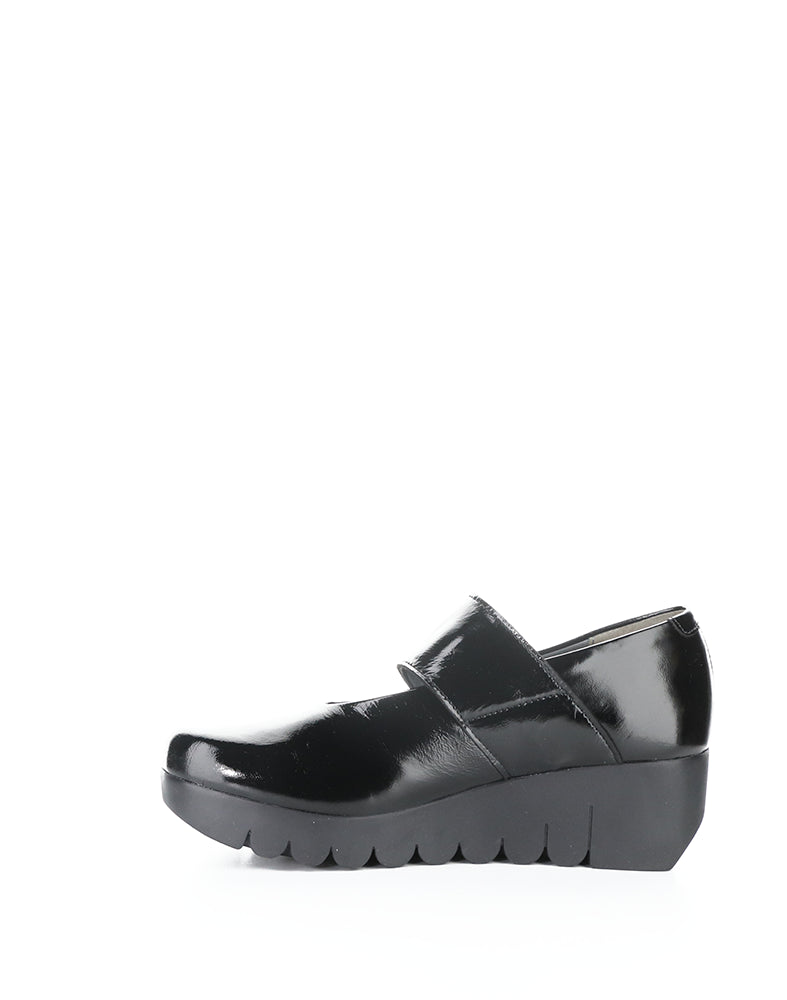 Vari188Fly 008 Black Velcro Shoes