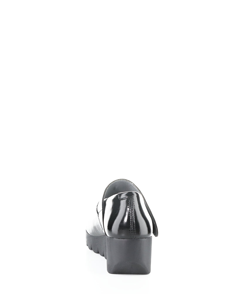 Vari188Fly 008 Black Velcro Shoes