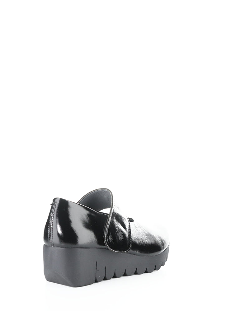 Vari188Fly 008 Black Velcro Shoes