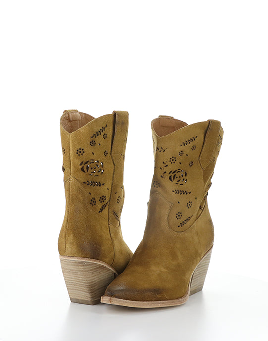 WALU289FLY 001 CAMEL SUEDE