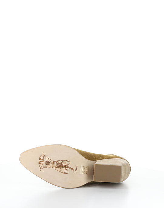 WALU289FLY 001 CAMEL SUEDE