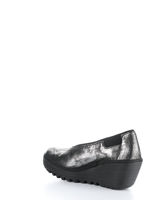 Yoza438Fly 009 Silver Elasticated Shoes