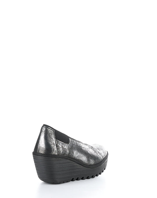 Yoza438Fly 009 Silver Elasticated Shoes