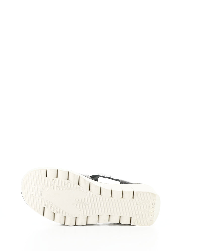 Yudd236Fly 000 Black Velcro Sandals