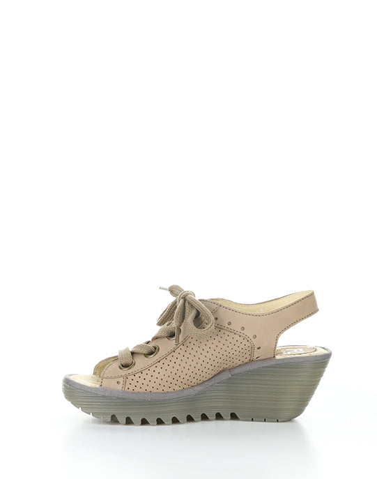 Yuta617Fly 016 Taupe/Khaki Round Toe Sandals