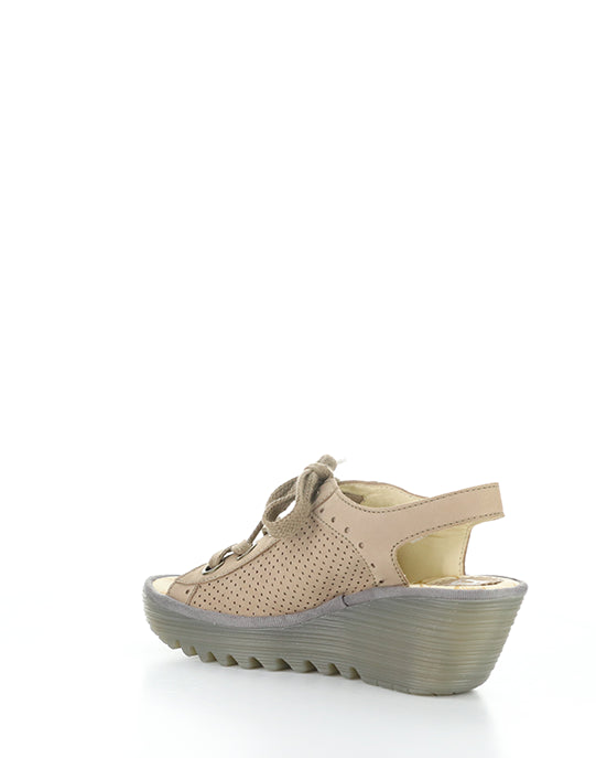 Yuta617Fly 016 Taupe/Khaki Round Toe Sandals