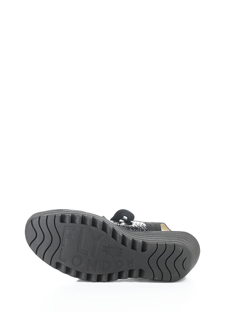 Yuta617Fly 017 Black Round Toe Sandals