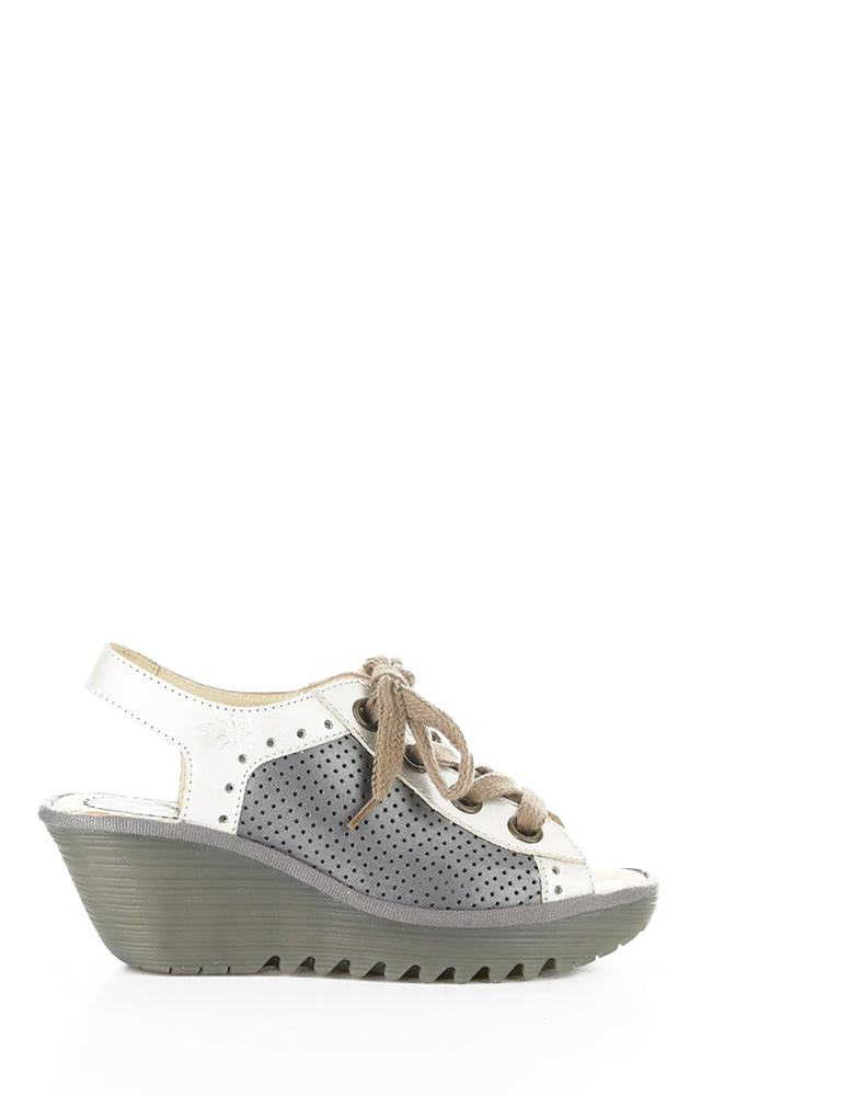 Yuta617Fly 018 Silver/Plomo Round Toe Sandals