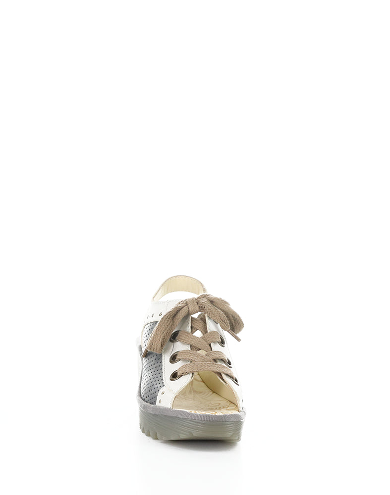 Yuta617Fly 018 Silver/Plomo Round Toe Sandals