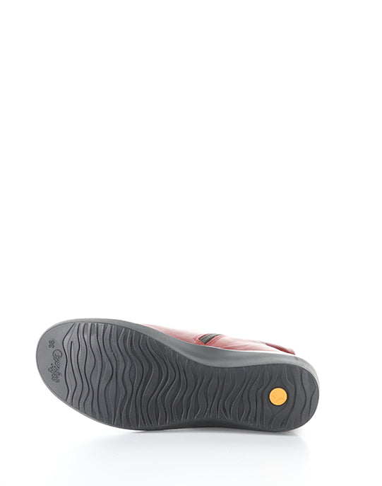 BLER550SOF 002 RED Round Toe Shoes