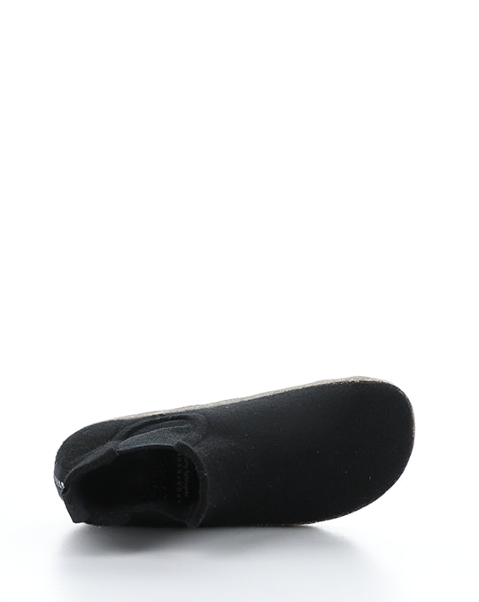 CAIA084ASP Black Round Toe Boots