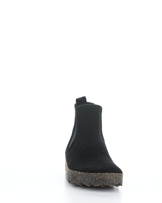 CAIA084ASP Black Round Toe Boots