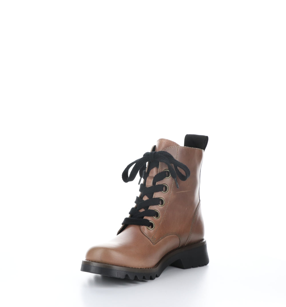 RAGI539FLY Rose Round Toe Boots