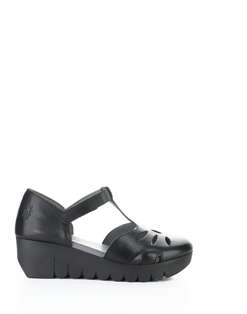 Velt224Fly 000 Black Velcro Shoes