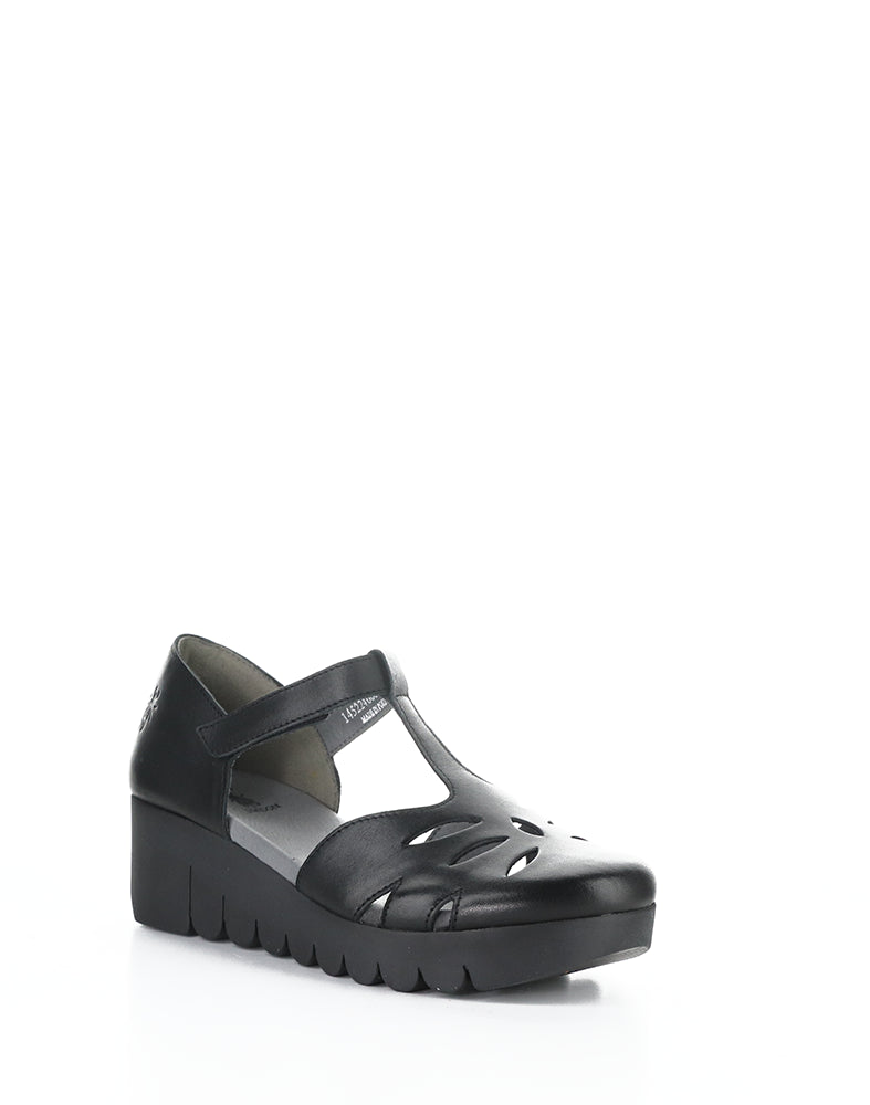 Velt224Fly 000 Black Velcro Shoes