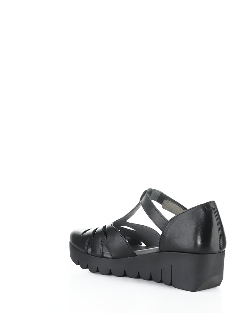 Velt224Fly 000 Black Velcro Shoes