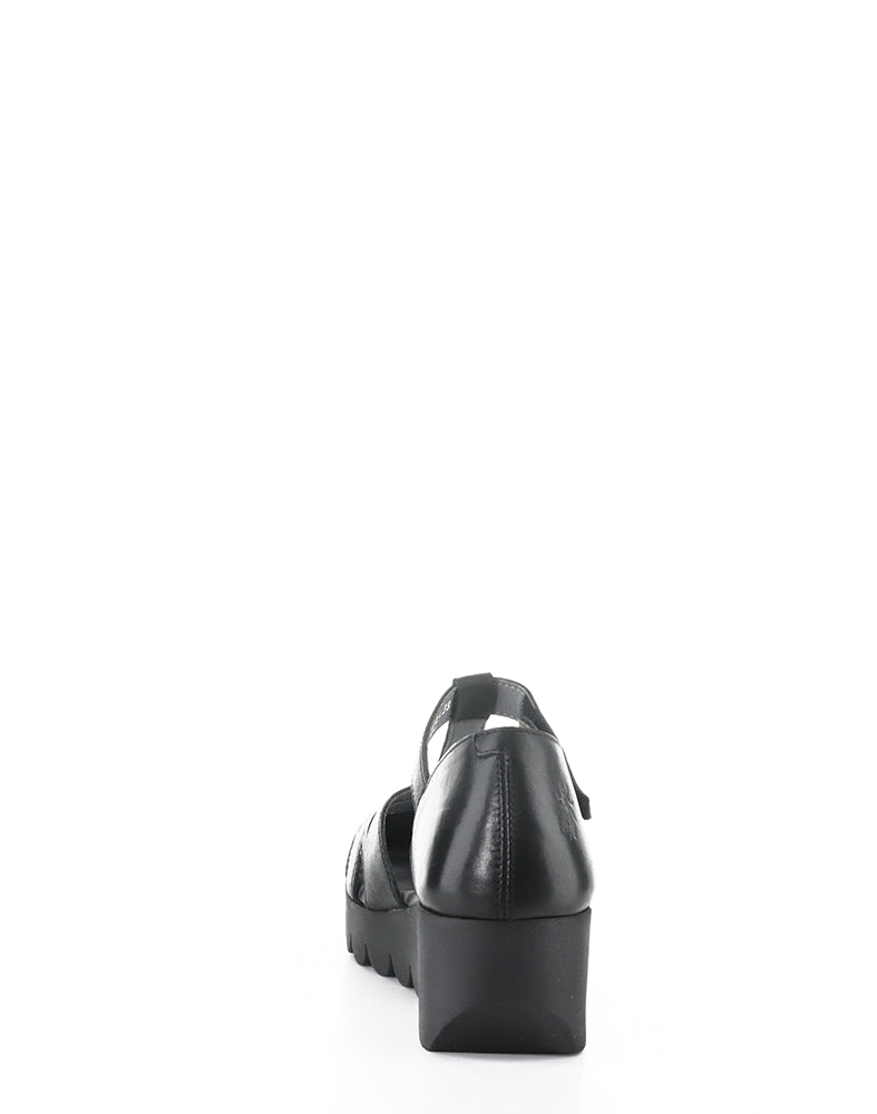 Velt224Fly 000 Black Velcro Shoes