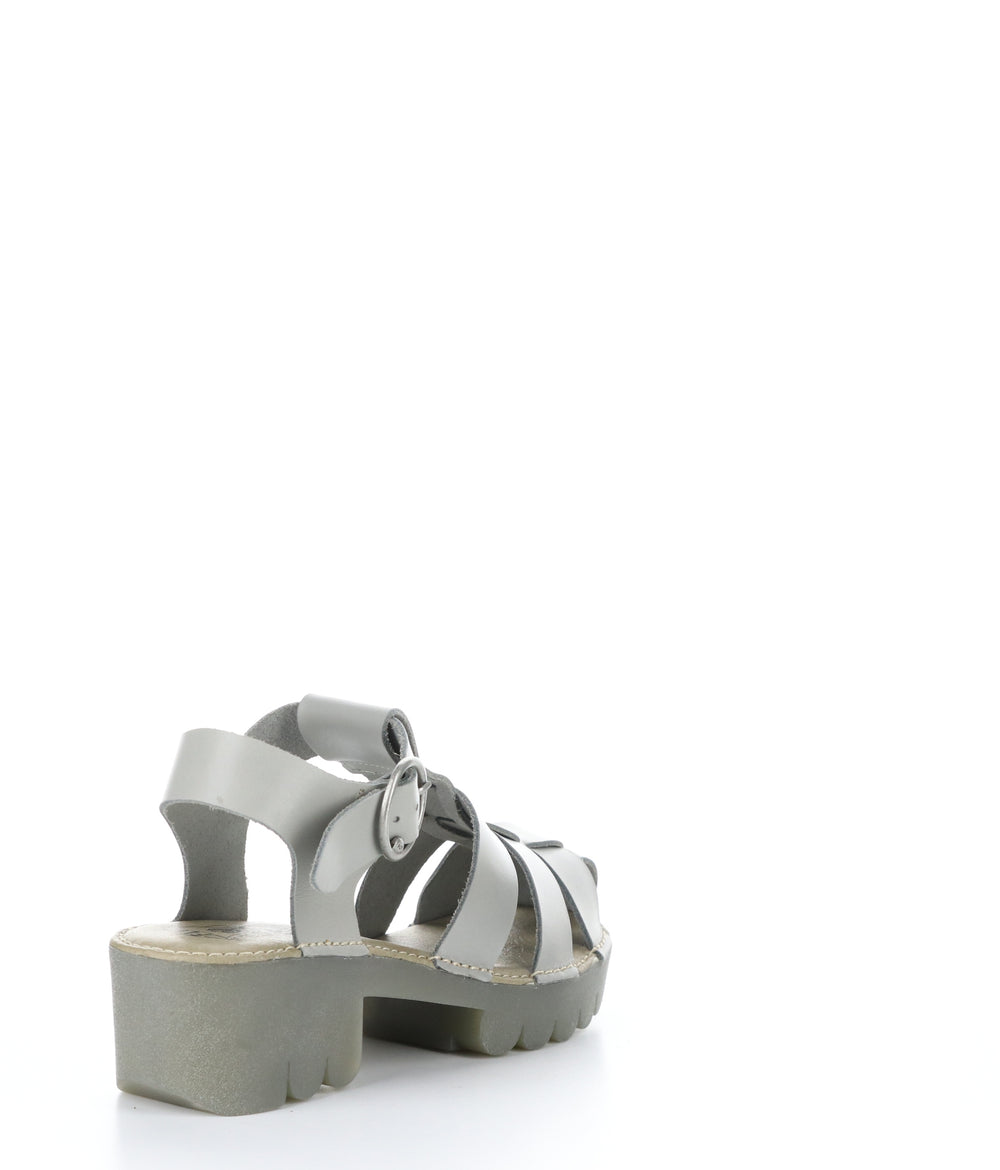 EMME511FLY CLOUD Round Toe Shoes|EMME511FLY Chaussures �� Bout Rond in Blanc